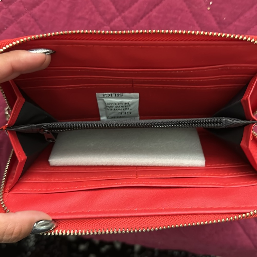 New Mango wallet - Picture 3 of 3